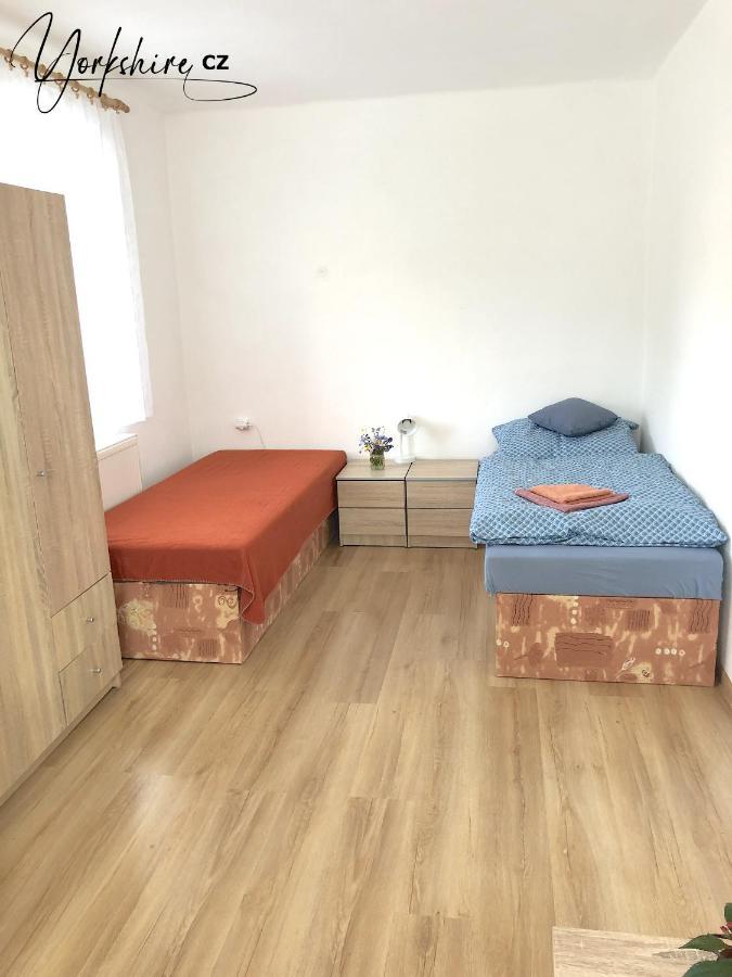 Apartment Yorkshire Bujanov ภายนอก รูปภาพ